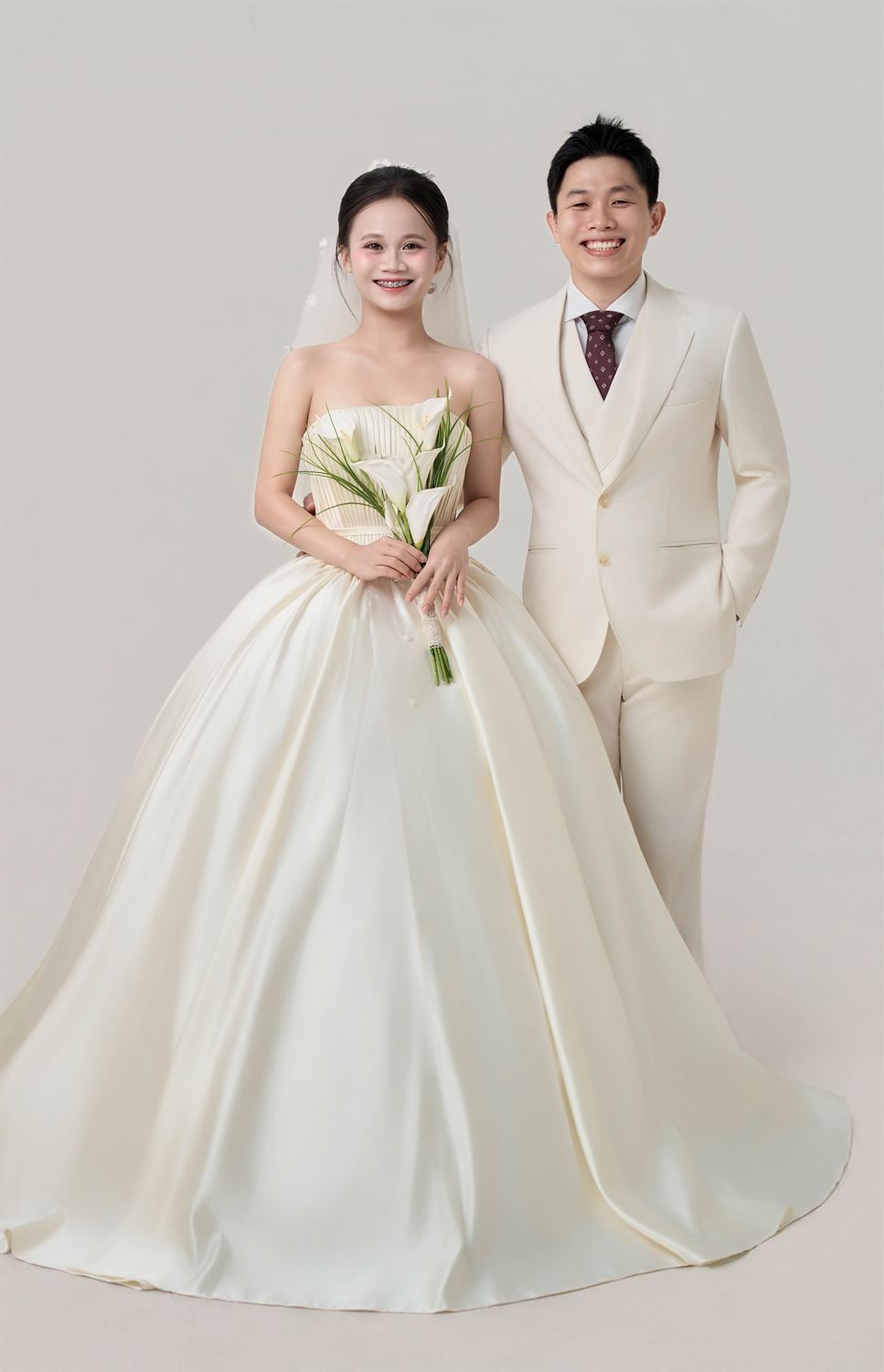 Ảnh cưới của Quỳnh Anh và Sang trong studio
