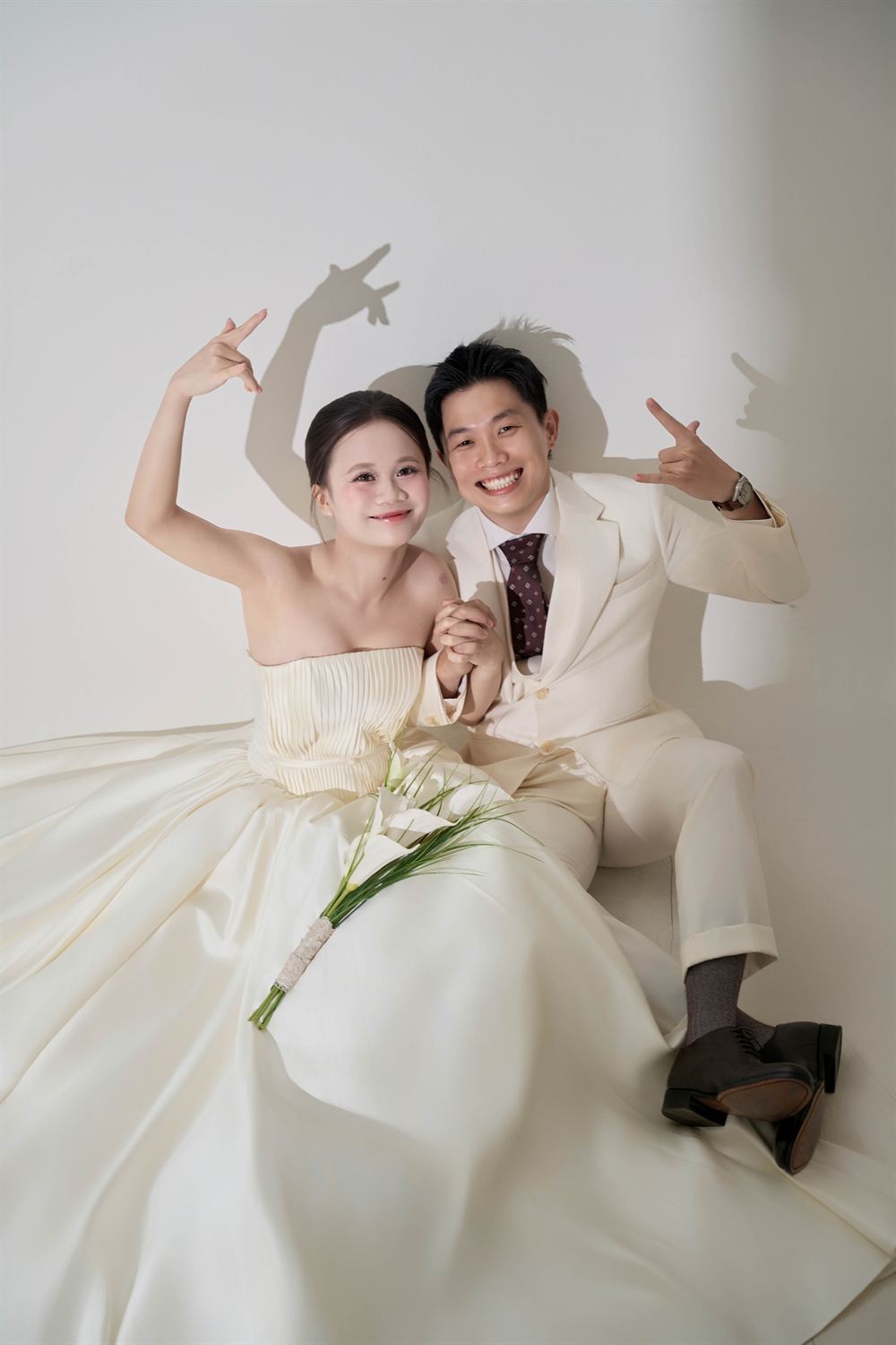Ảnh cưới của Quỳnh Anh và Sang trong studio