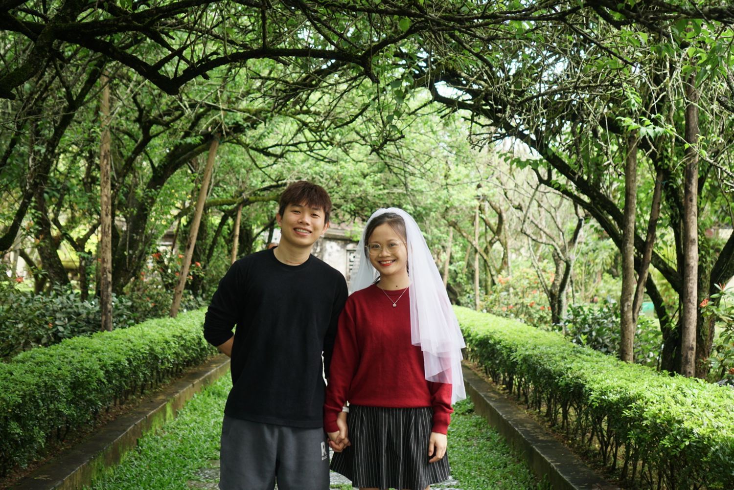 Quỳnh Anh và Sang trong một chuyến đi