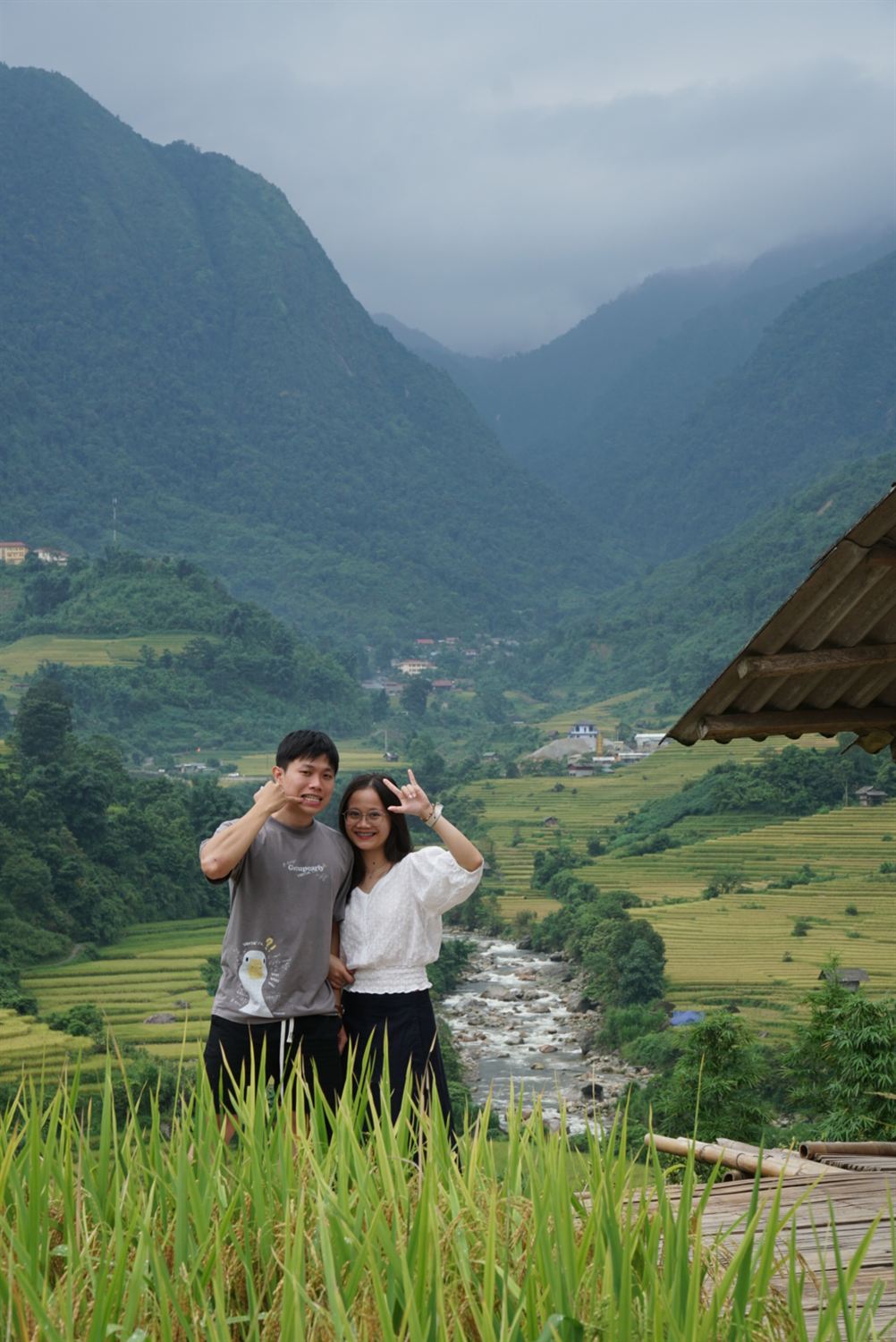 Quỳnh Anh và Sang trong một chuyến đi