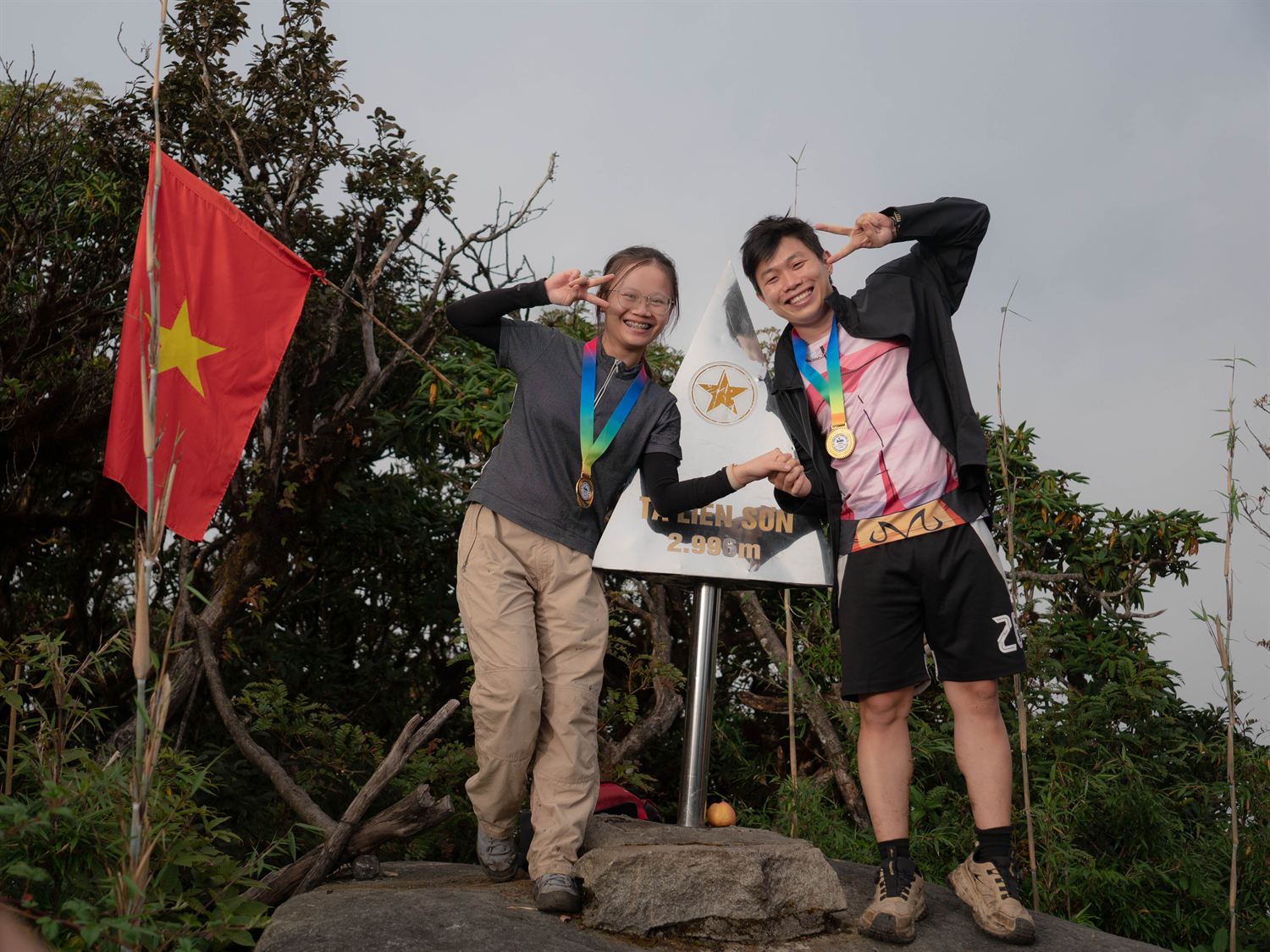 Quỳnh Anh và Sang trong một chuyến đi